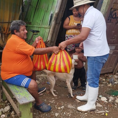 helping elders img2 22425